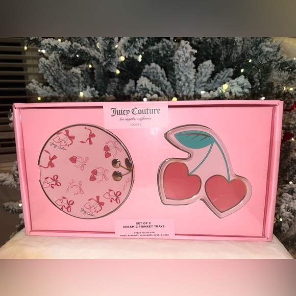 Juicy Couture Other - Juicy Couture Pink‎ Ceramic Trinket Tray Set (2) New in Box